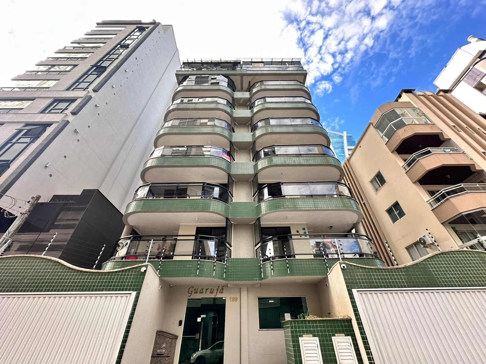 Foto do imóvel Apartamento com vista para o mar à venda com 120m2 por R$ 950.000,00