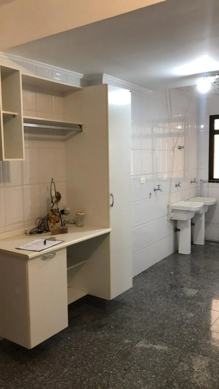 Imagem Apartamento com 4 Quartos para alugar, 248m² - Jardim Corazza