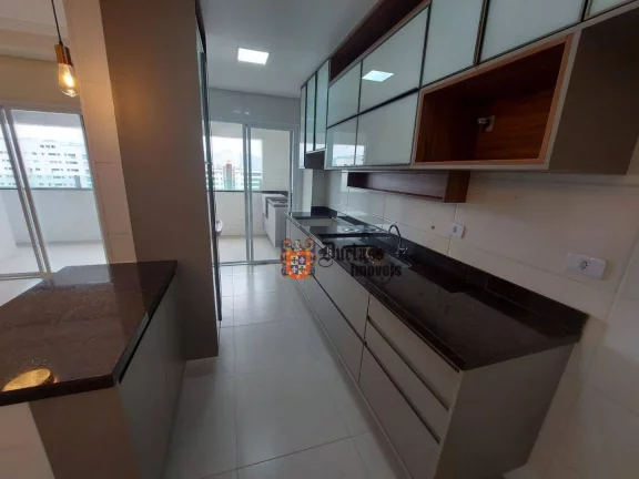 Imagem Apartamento com 2 dormitórios à venda, 67 m² por R$ 590.000 - Macuco - Santos/SP