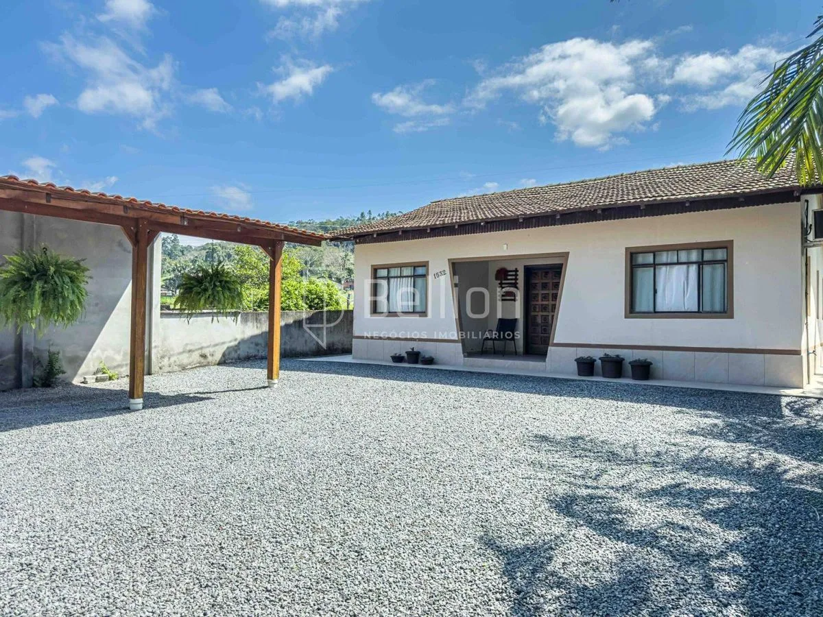 Imagem Casa com 4 quartos no Ribeirão das Pedras em Indaial