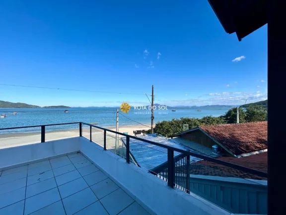 Imagem Casa frente mar Praia de Zimbros Bombinhas SC