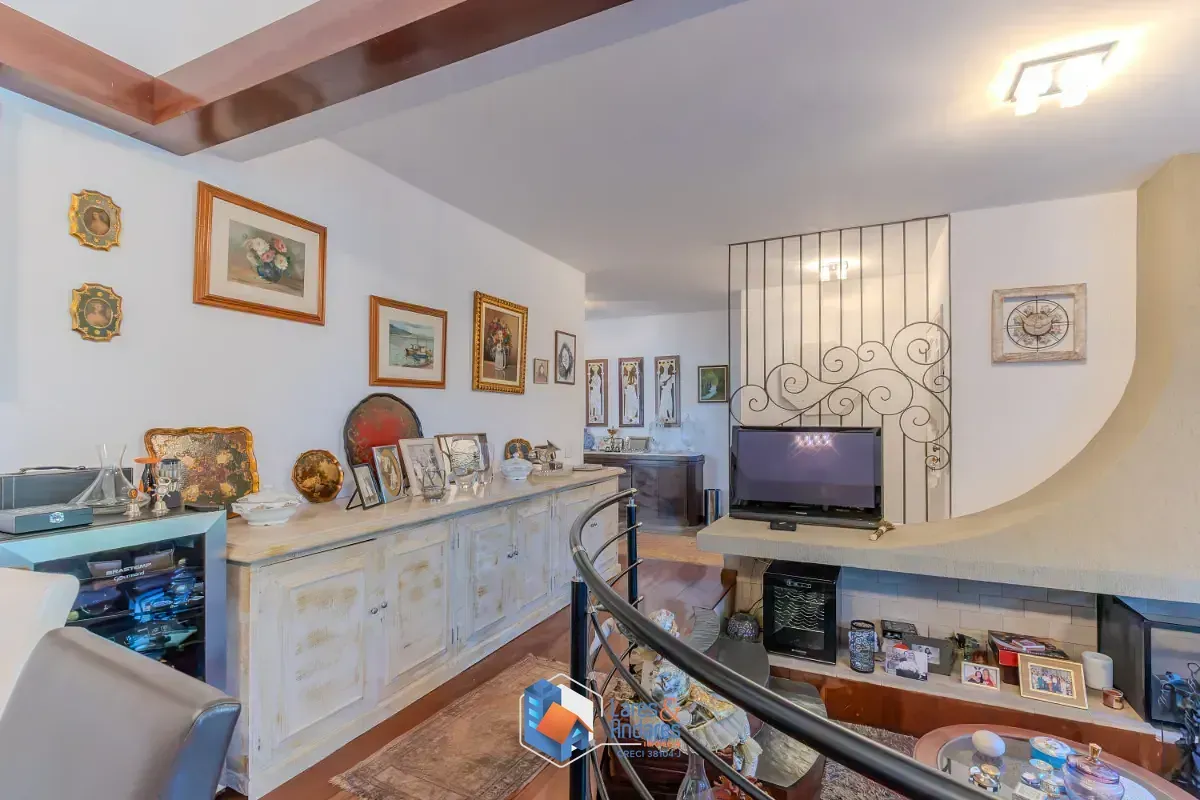 Imagem Casa para venda em Jardim Prudência com 4 quartos, sendo 2 suítes, 394m²