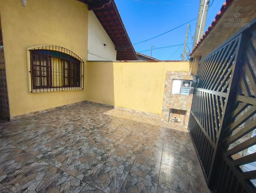 Imagem CASA NO CAIÇARA A VENDA COM AREA GOURMET A 630 METROS DA PRAIA