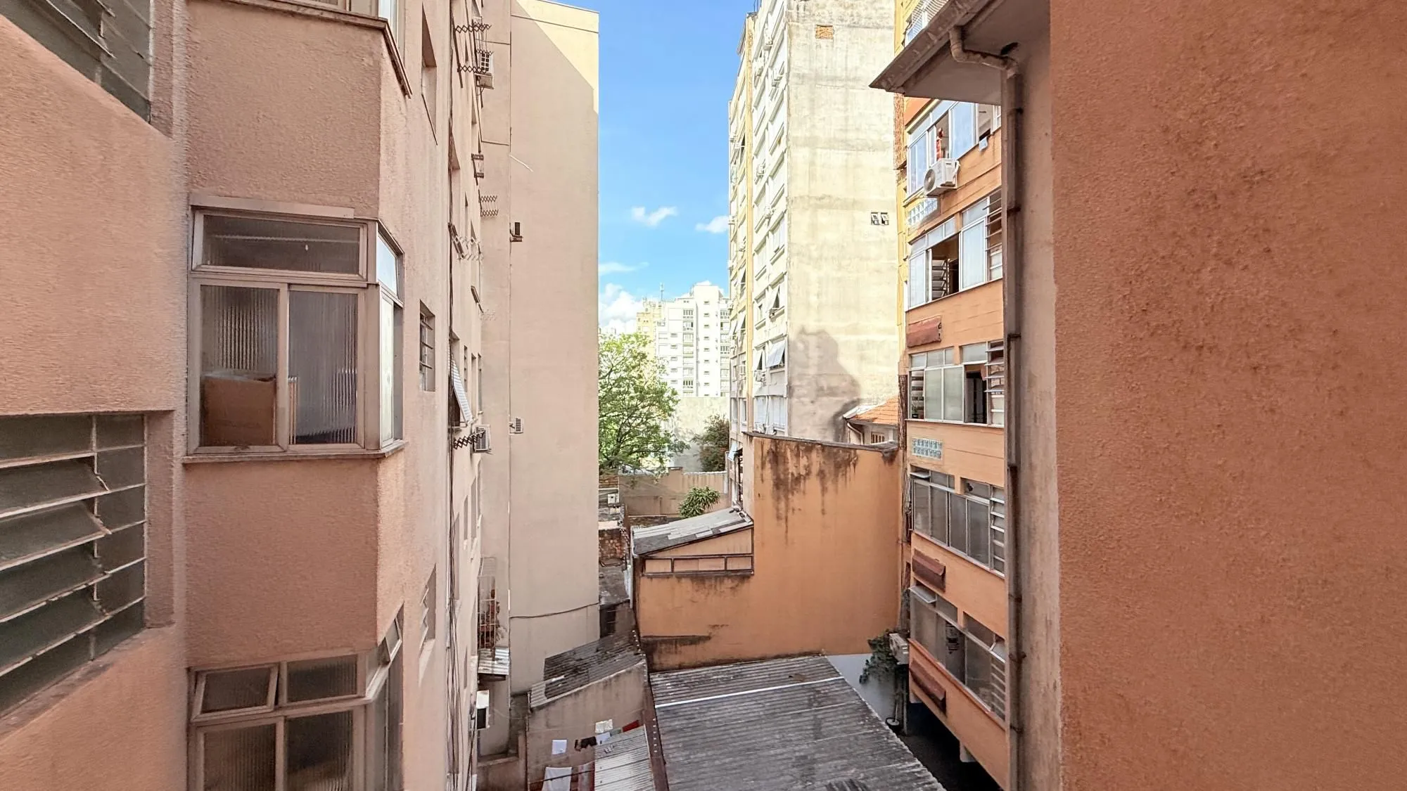 Imagem Apartamento a venda dois dormitórios bairro cidade baixa