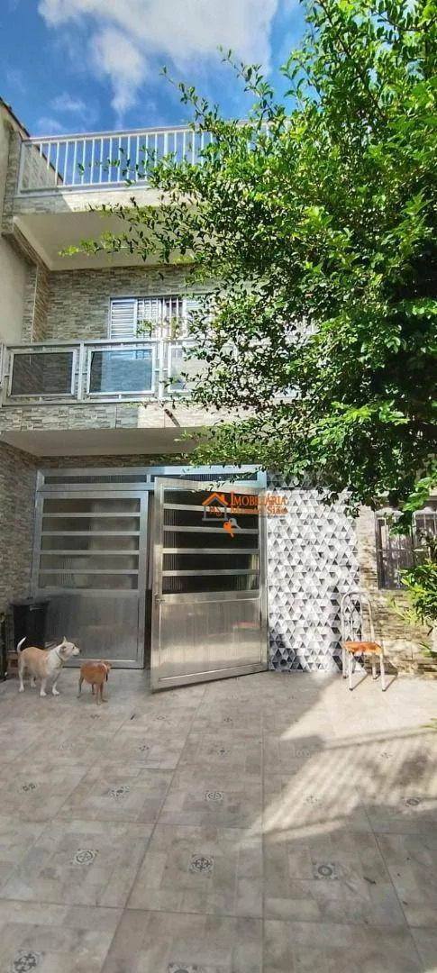 Imagem Sobrado com 3 dormitórios à venda, 240 m² por R$ 550.000,00 - Jardim Las Vegas - Guarulhos/SP