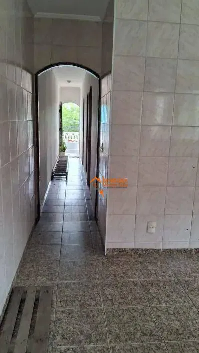 Imagem Sobrado com 3 dormitórios à venda, 181 m² por R$ 470.000,00 - Cidade Jardim Cumbica - Guarulhos/SP