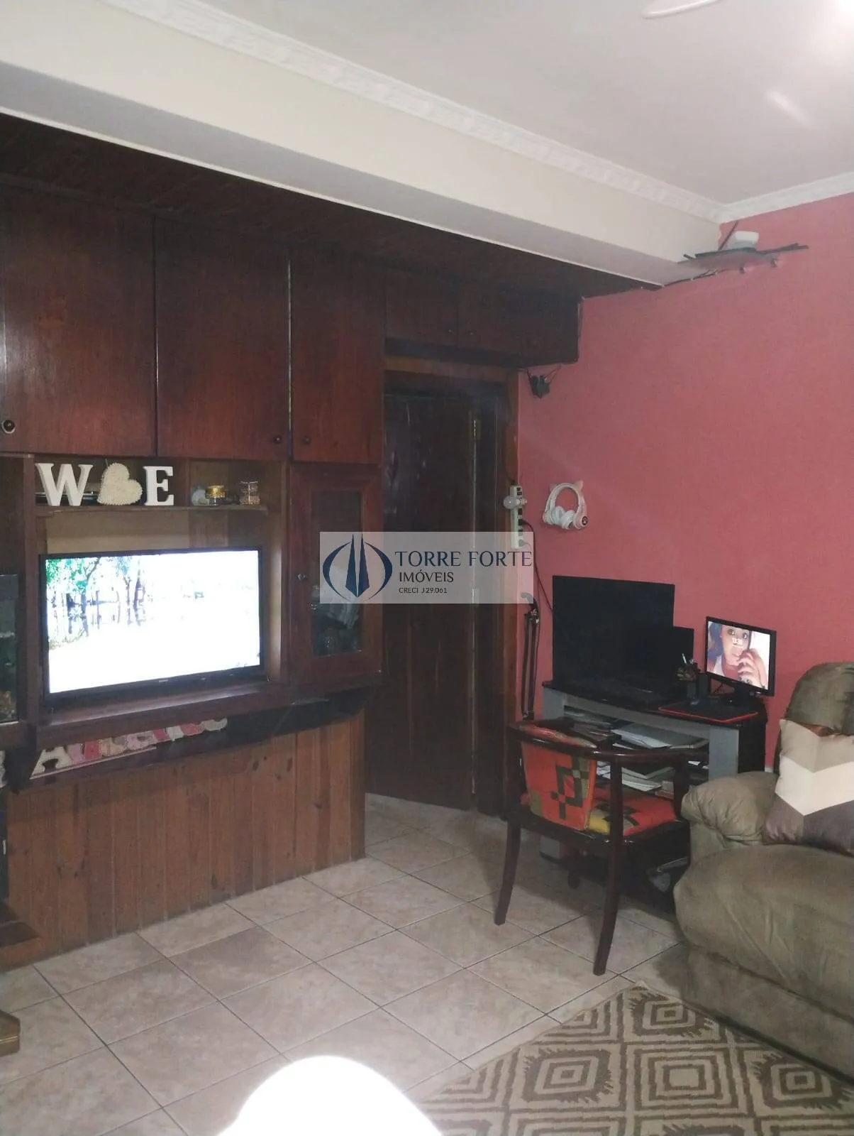 Imagem Casa Terrea com 2 dormitorios 2 vagas de garagem na Vila Cosmopolita.