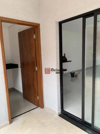 Imagem Sobrado com 3 dormitórios à venda, 167 m² por R$ 860.000,00 - Jardim dos Pinheiros - Atibaia/SP