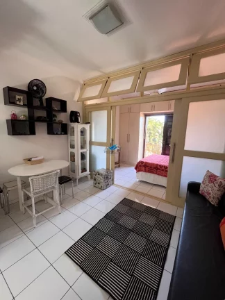 Foto do imóvel LOFT CHARMOSO - 300 mts da Praia da Enseada