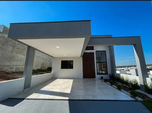 Imagem CASA COM PISCINA 03 DORMITÓRIOS SUÍTE CONDOMINIO HORTO FLORESTAL VILLAGIO