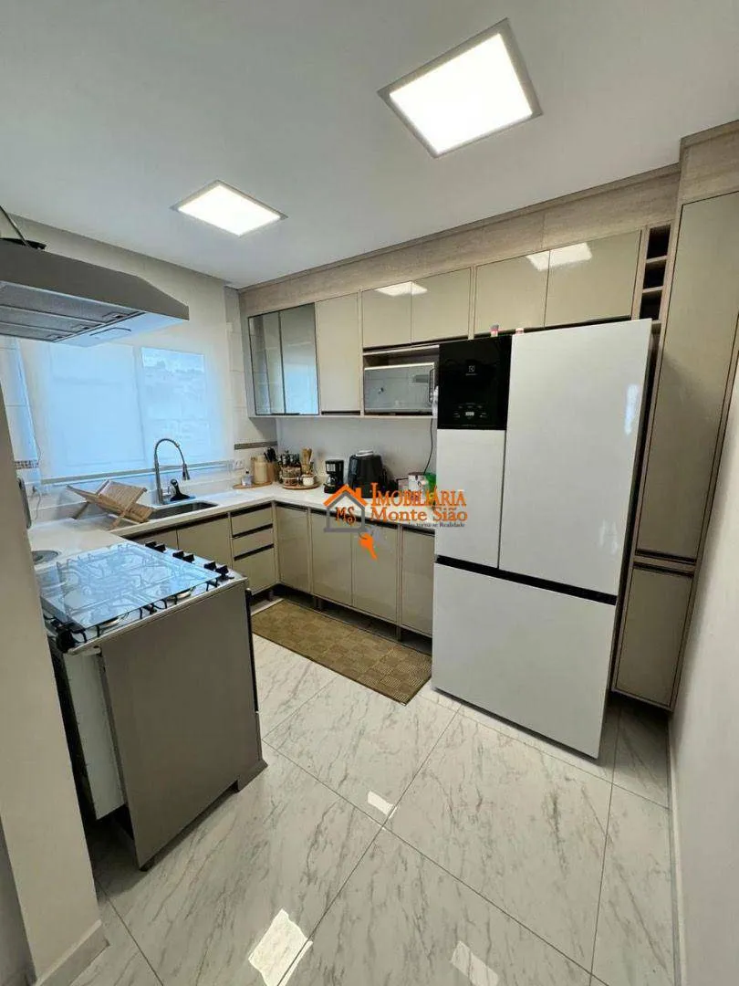 Imagem Sobrado com 2 dormitórios à venda, 96 m² por R$ 600.000,00 - Cumbica - Guarulhos/SP
