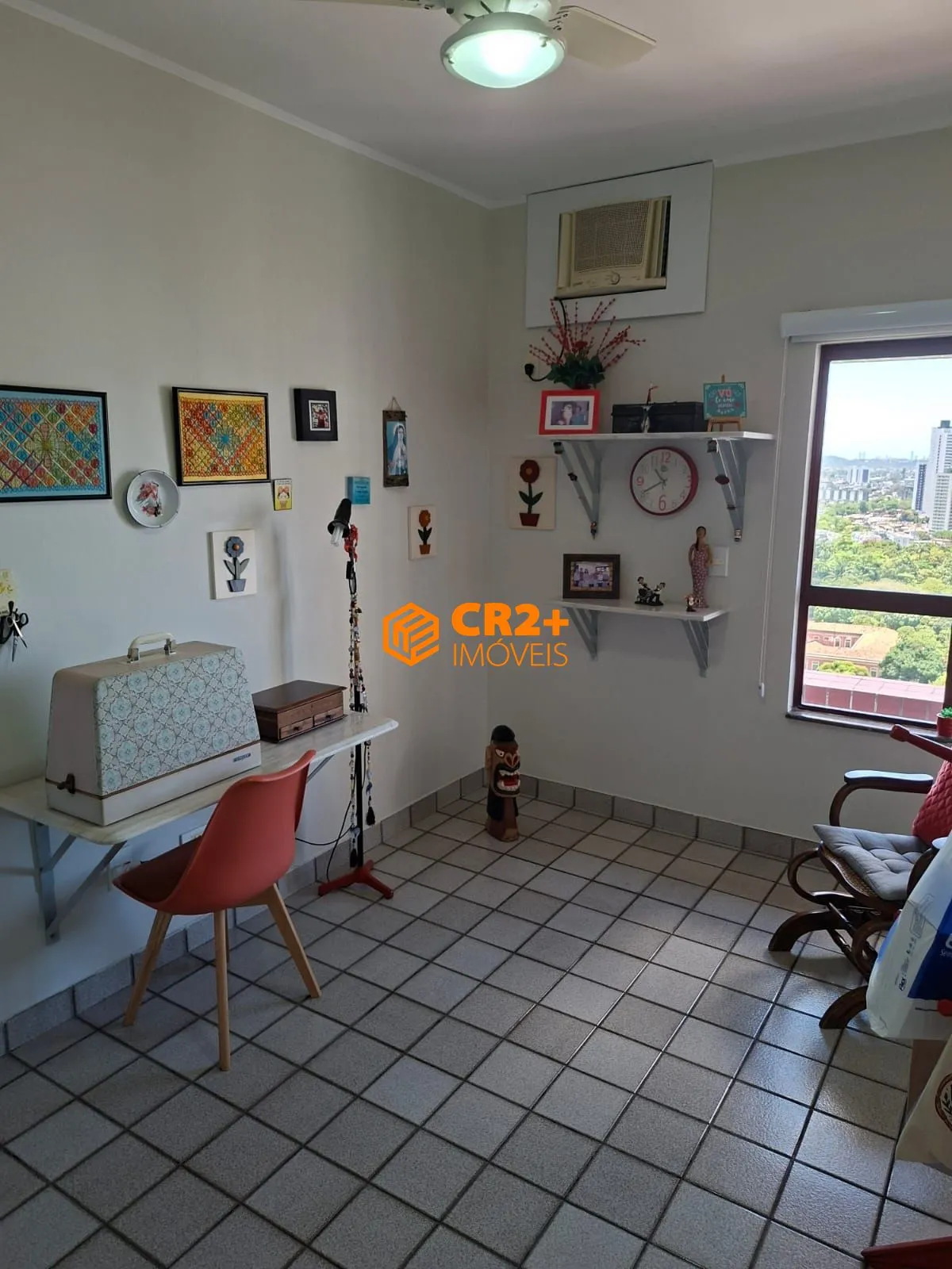 Imagem Vendo apartamento na Jaqueira, andar alto!