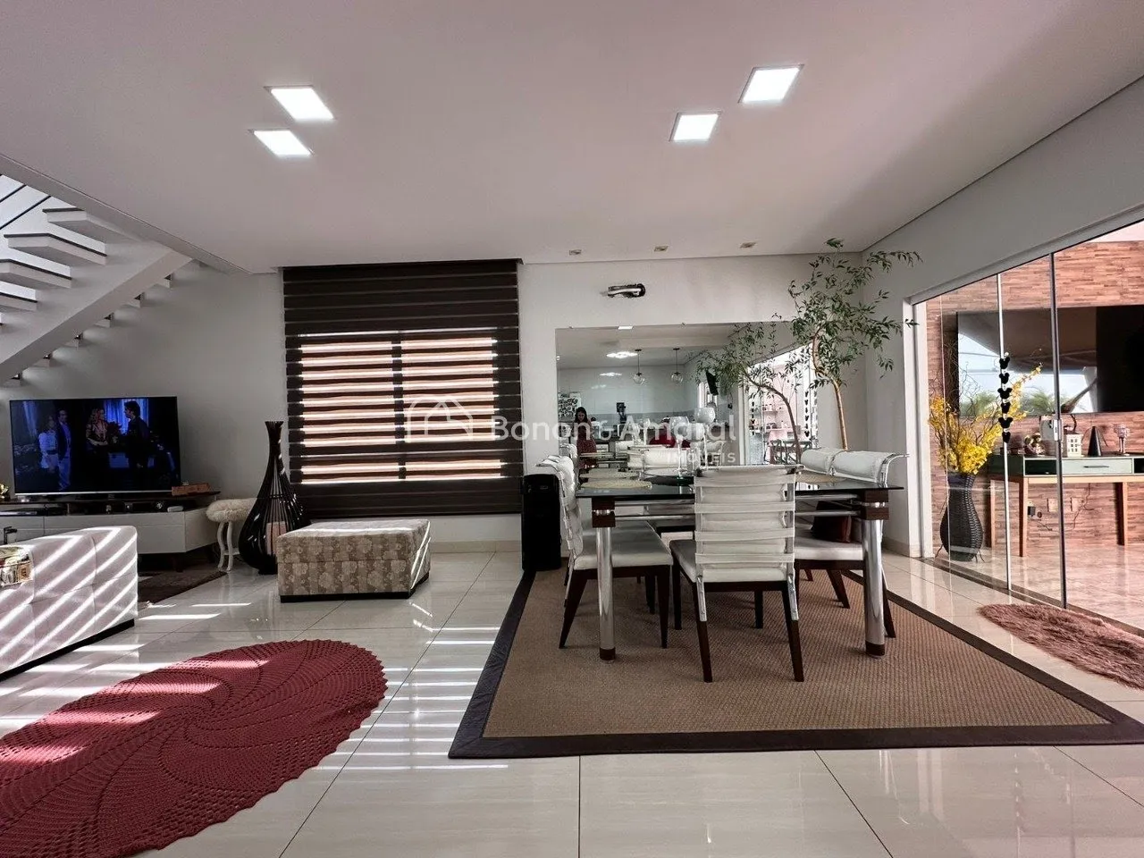 Imagem Sobrado para venda 03 quartos no condomínio Reserva Real Paulínia, Bairro Parque Brasil 500, - SP