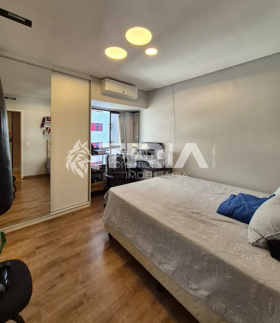 Imagem Apartamento de 4 quartos, 194m² no bairro Aflitos, em Recife