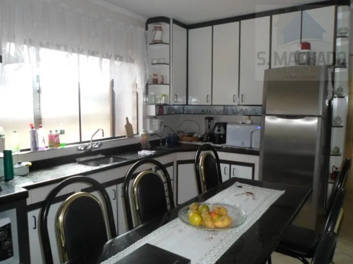 Imagem Sobrado para Venda em Santo André / SP no bairro Jardim Itapoan