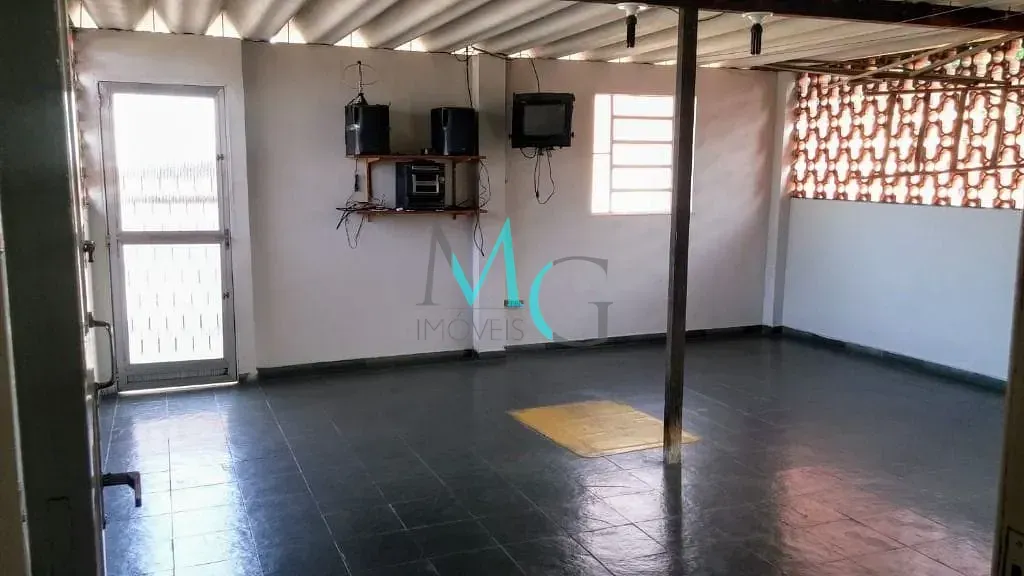 Imagem Casa com 4 dormitórios à venda, 195 m² por R$ 350.000,00 - Campo Grande - Rio de Janeiro/RJ
