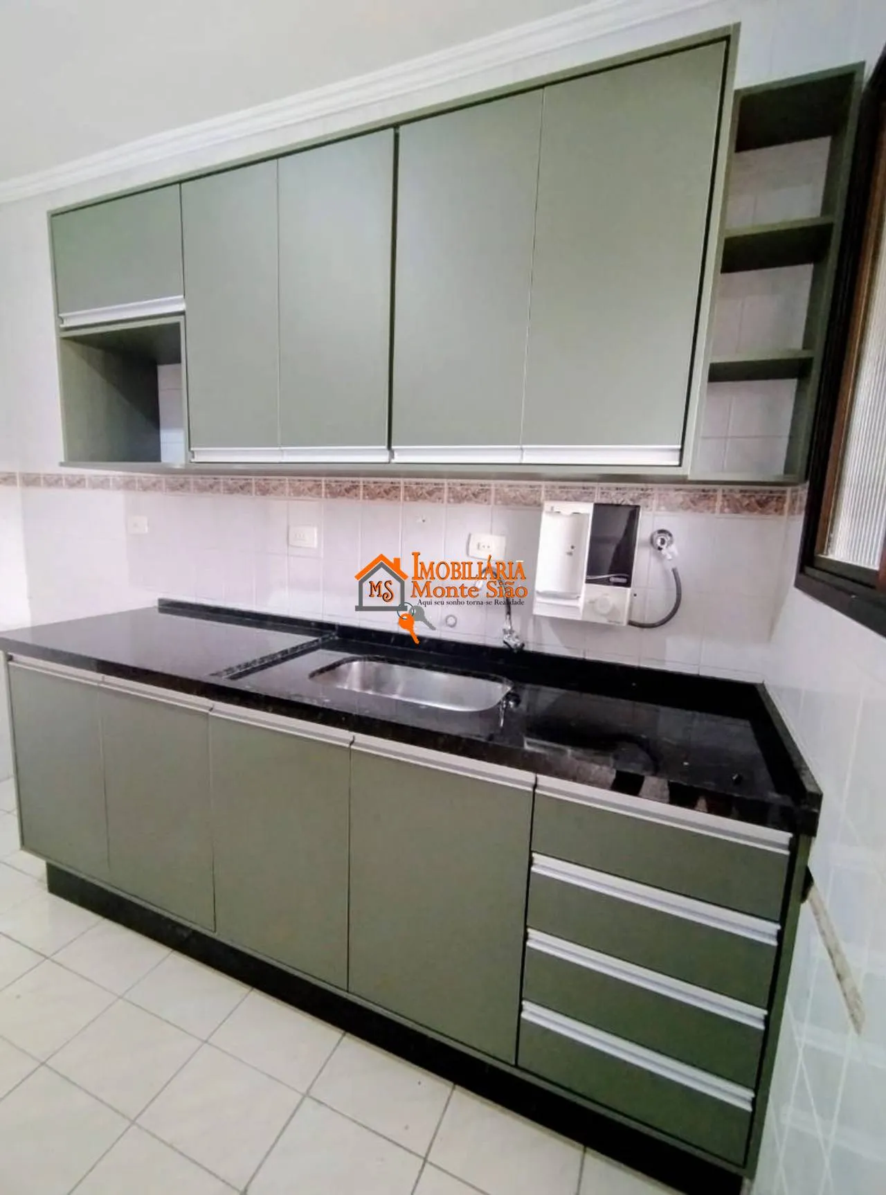 Imagem Apartamento com 2 dormitórios à venda, 76 m² por R$ 449.000,00 - Vila Galvão - Guarulhos/SP