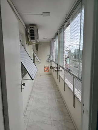 Imagem Apartamento com 3 dormitórios à venda, 107 m² por R$ 650.000,00 - Itararé - São Vicente/SP