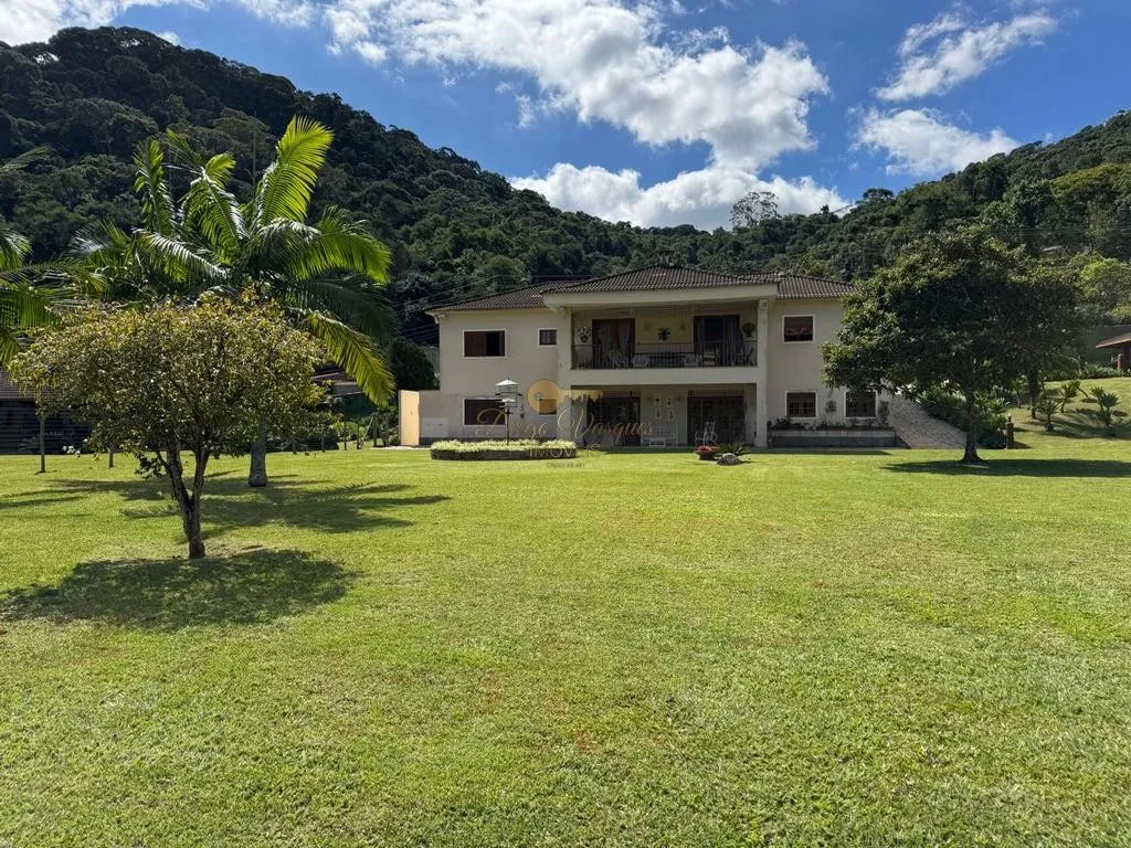 Imagem Casa para Venda em Teresópolis / RJ no bairro Albuquerque