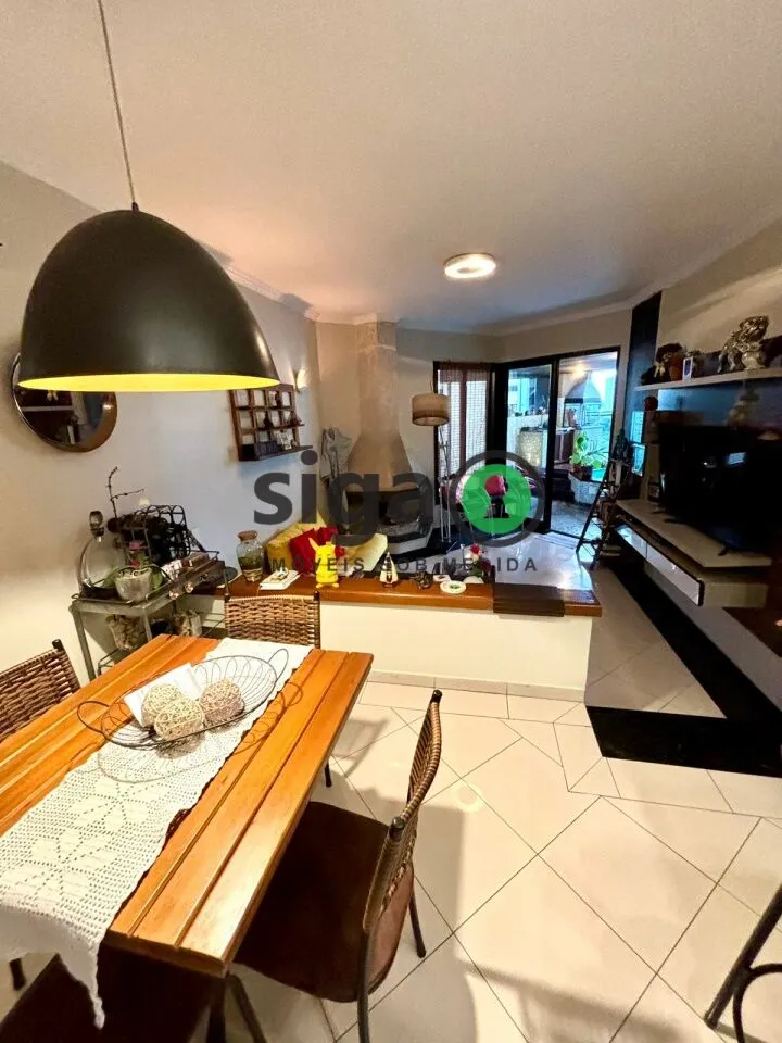 Imagem APARTAMENTO Á VENDA COM PISCINA NA VARANDA, 1 SUÍTE E 2 VAGAS!
