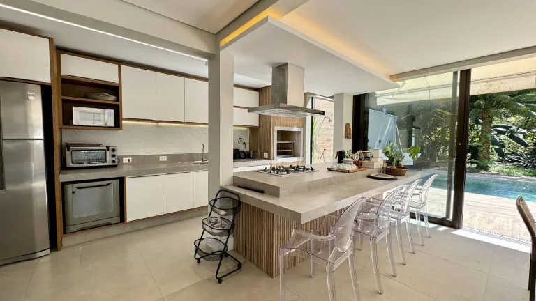 Imagem *Incrível Casa à Venda na Riviera de São Lourenço - Módulo 19*
