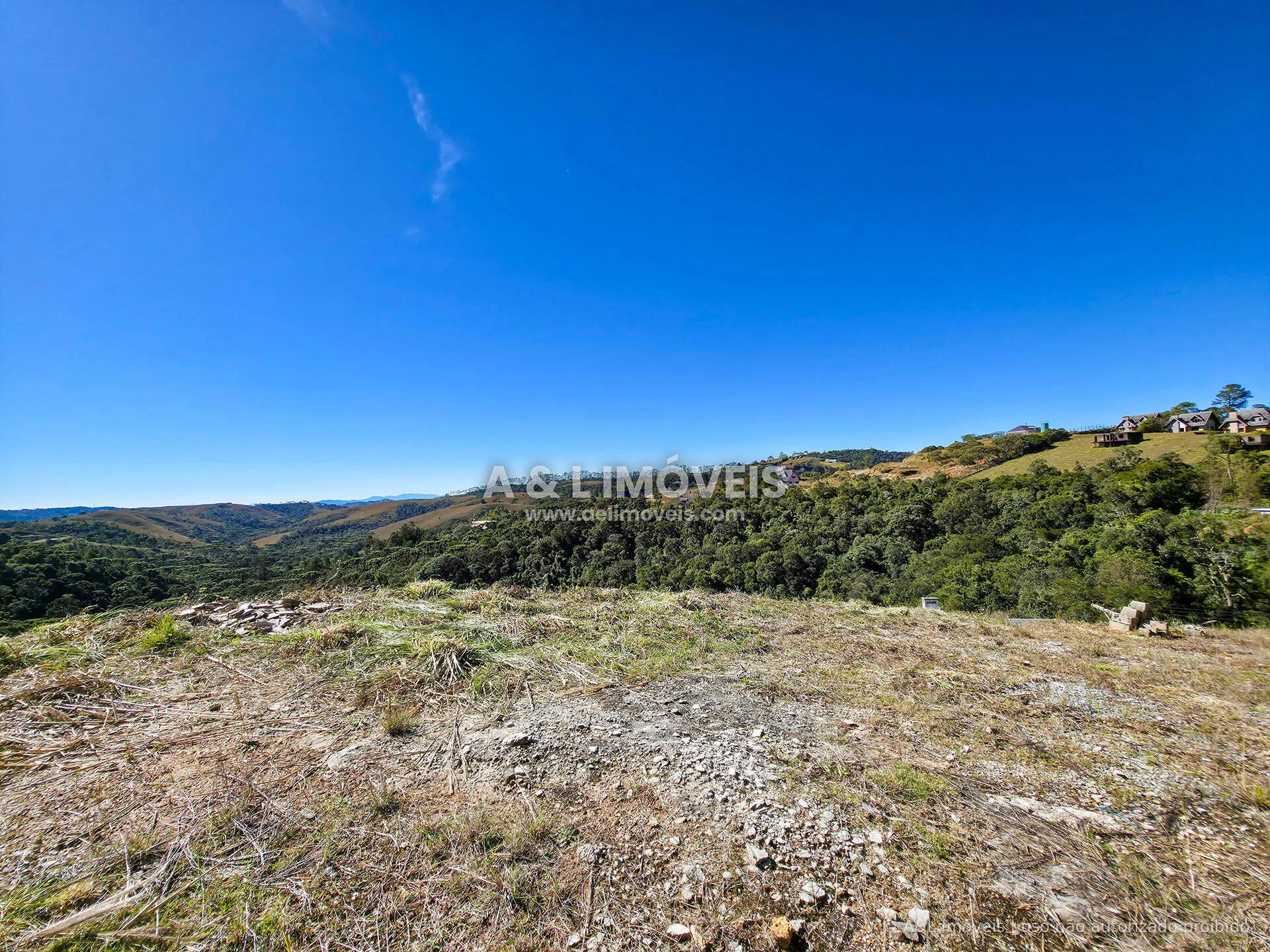 Imagem Terreno no Condomínio Ecológico II com 1.004,01 m², aclive e vista