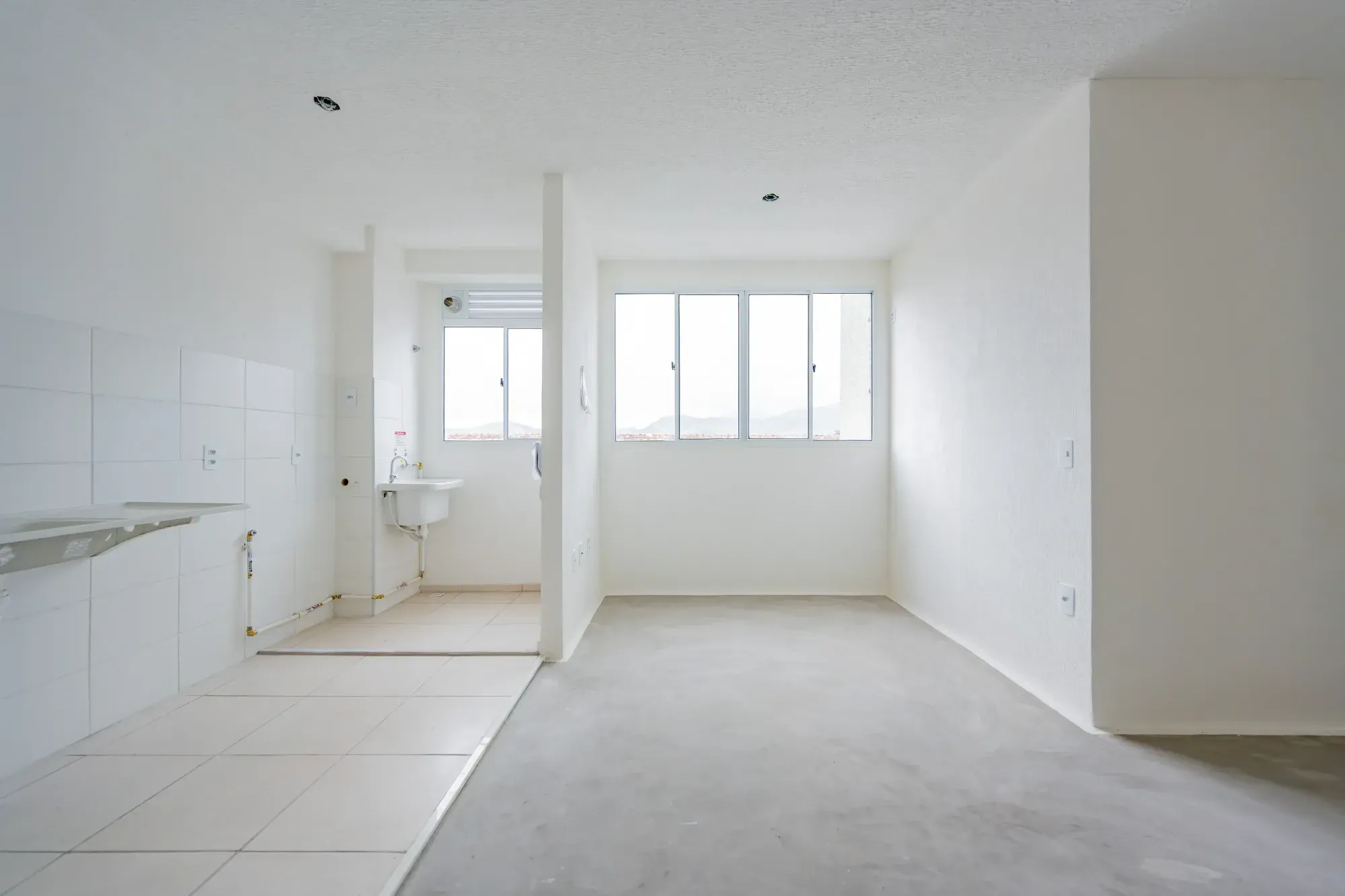 Foto do imóvel Apartamento com 2 Quartos à Venda, 41 m² em Rua Itajaí, 15 - Realengo, Rio de Janeiro - RJ