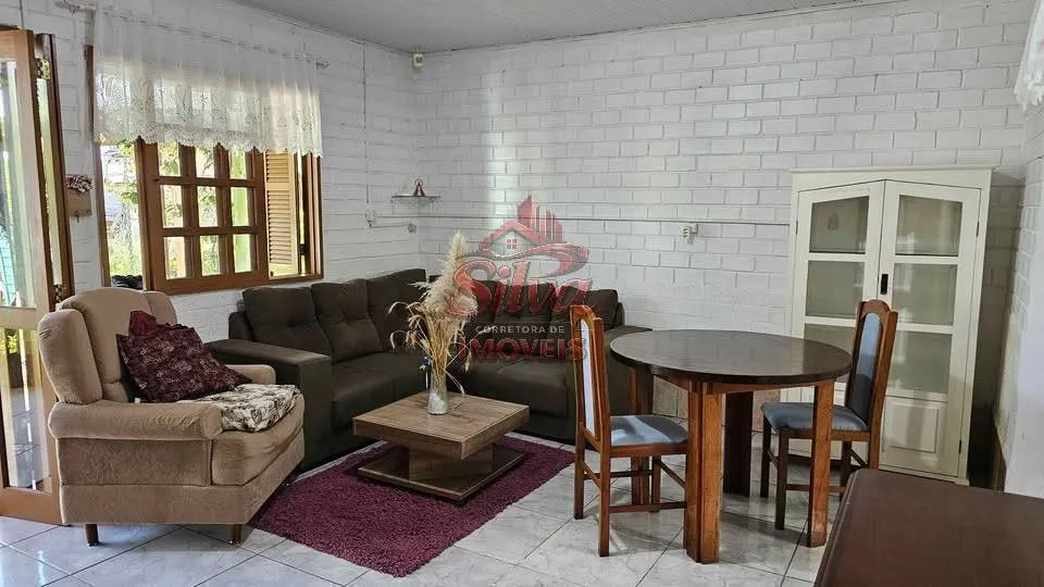 Imagem C41 |Residência de Alvenaria Mobiliada com Piscina