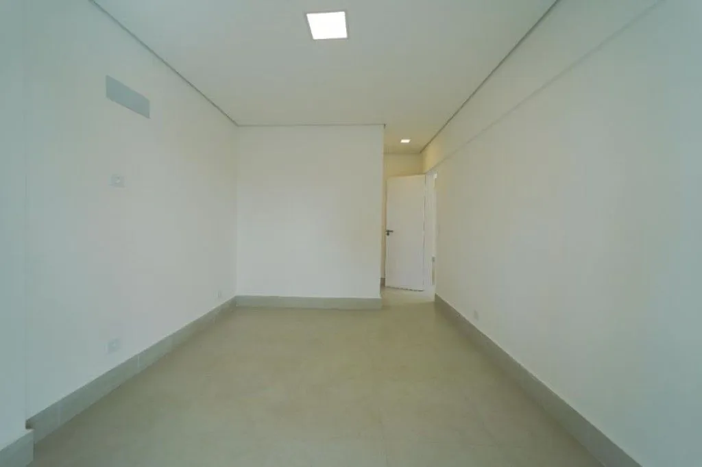 Imagem Apartamento à Venda em Guilhermina, Praia Grande - SP