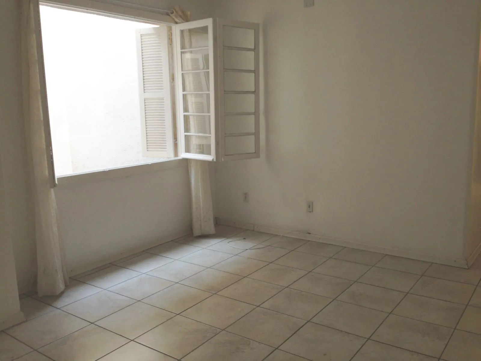 Imagem Apartamento, 117 m², 4 quartos, 1 suíte, Centro Histórico- Porto Alegre/RS