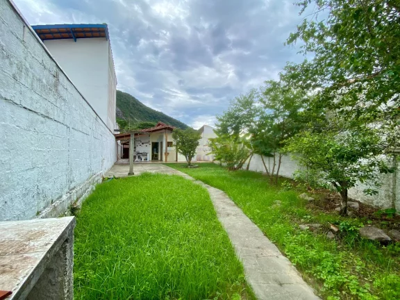 Imagem Excelente Casa de 2 Dorm a Venda no Sumaré - Caraguatatuba