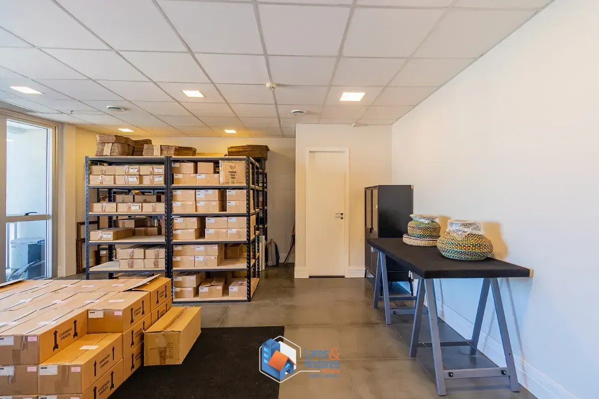 Imagem Conjunto comercial para venda em Chácara Santo Antônio, 55m²