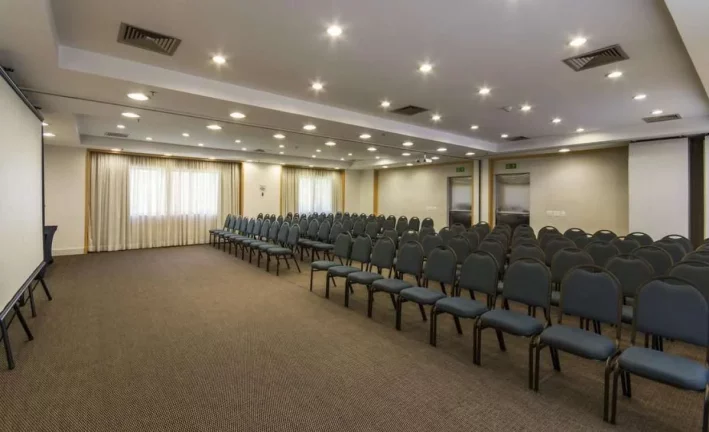 Imagem Flat disponível para locação no Transamerica Executive Jardins, com 50m², 1 dormitórios e 1 vaga