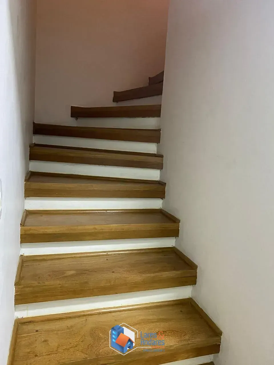 Imagem Sobrado para venda em Jardim Japão com 3 quartos, sendo 1 suíte, 171m²