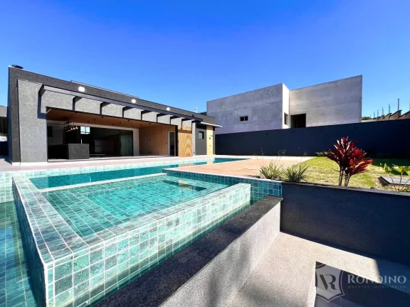 Imagem Casa T?(C)rrea Luxuosa, 4 suítes, piscina aquecida e espaço gourmet completo.