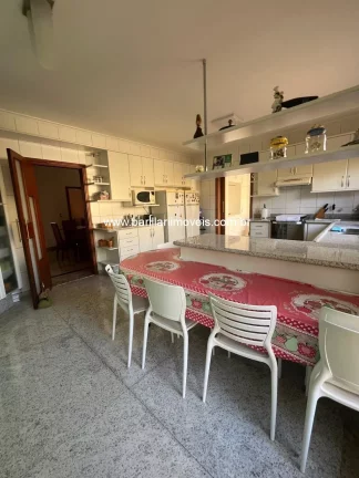 Imagem Casa Térrea 4D com Piscina
