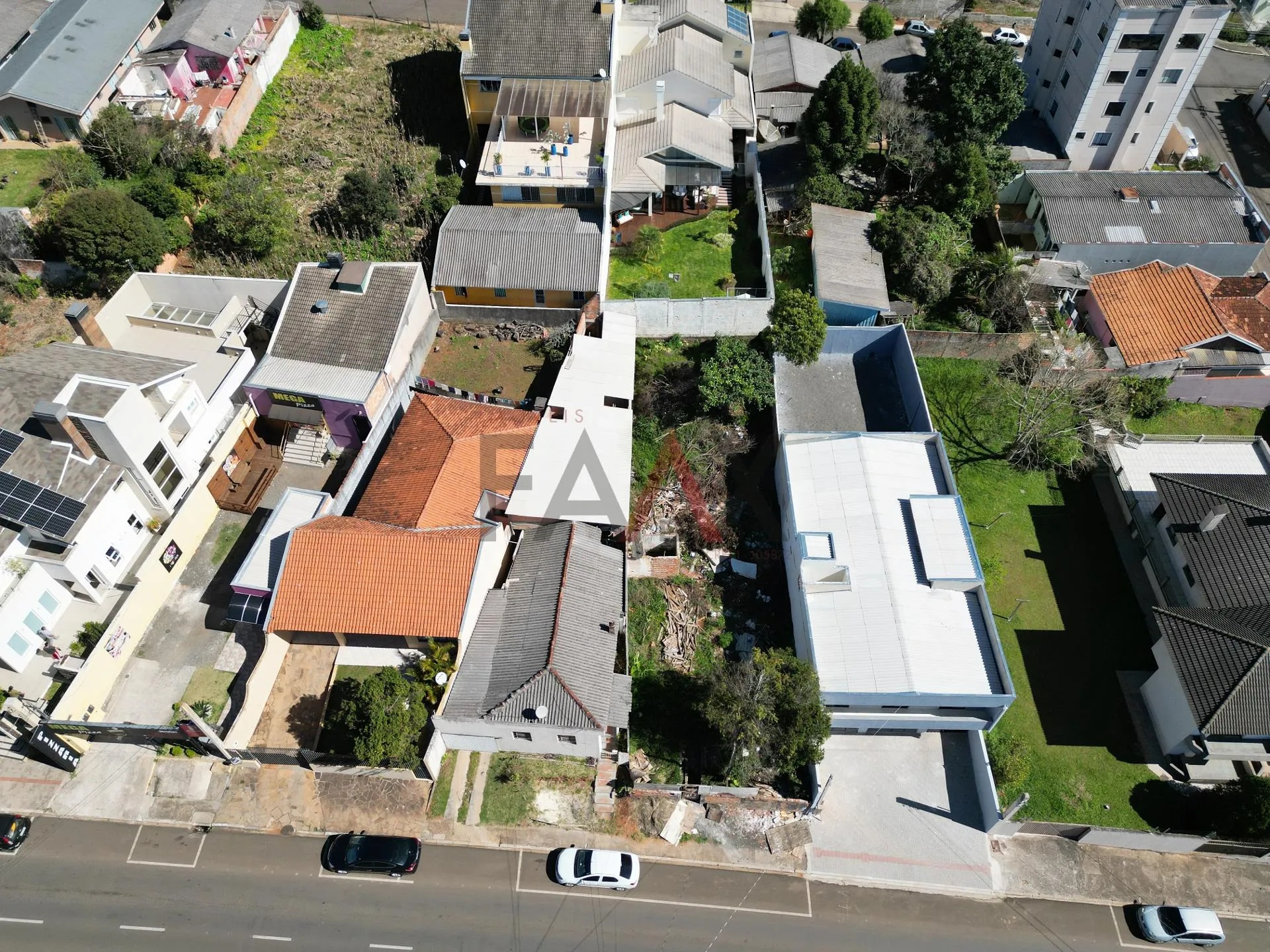 Imagem Terreno em avenida SANTANA investimento comercial ou residencial GUARAPUAVA - PR