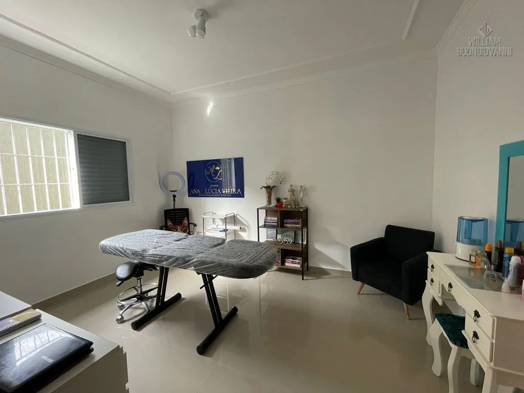 Imagem CASA ISOLADA 4 QUARTOS, 2 SUÍTES - BALNEÁRIO FLÓRIDA - PRAIA GRANDE/SP