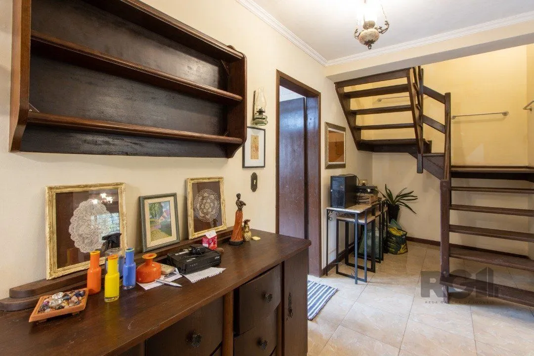 Imagem Casa para Venda - 200m², 3 dormitórios, sendo 1 suites, 3 vagas - Jardim Verde
