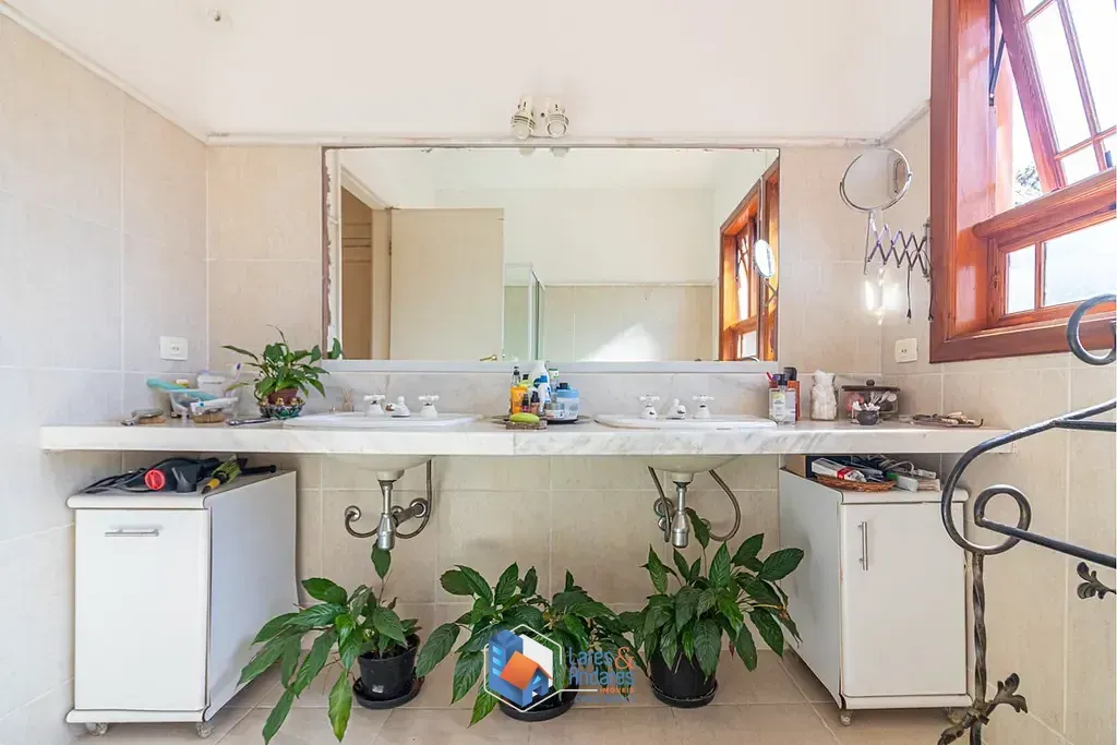 Imagem Casa à venda 3 Quartos 2 Suites 2 Vagas 309M² Real Parque São Paulo - SP