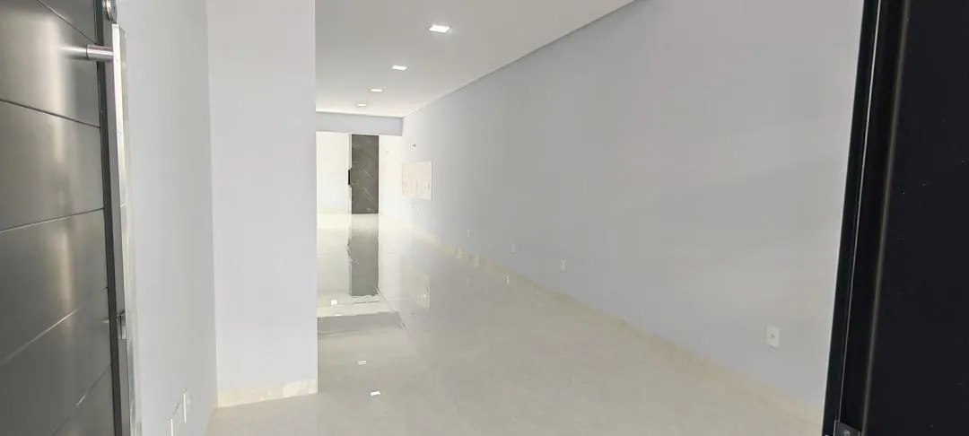 Imagem Casa à venda em Cascavel, Parque Verde - 112m² - Churrasqueira, Suíte, Portão Eletrônico
