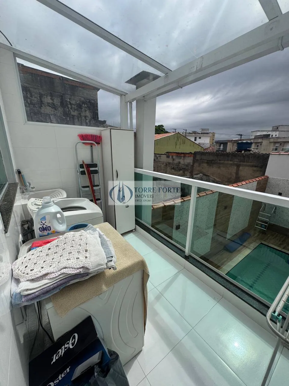 Imagem Sobrado com 3 dormitórios 1 suíte, 3 vagas , Piscina na Cidade Patriarca.