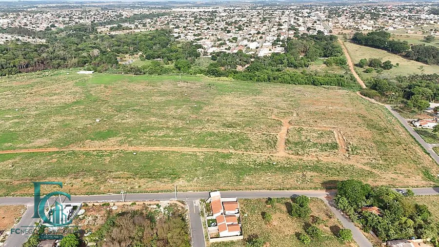 Imagem Terreno em Condomínio a Venda no bairro Residencial Jardins Miami - Aparecida de Goiânia, GO