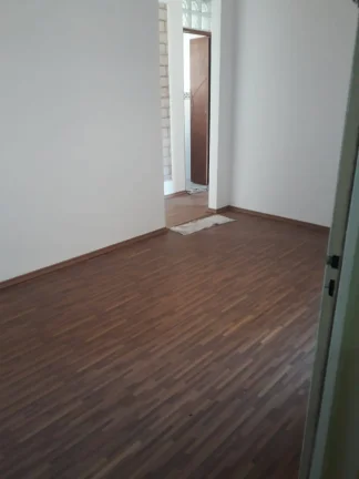 Imagem Apartamento Sem Elevador no Condomínio Flora 2 Dormitórios e 1 Vaga