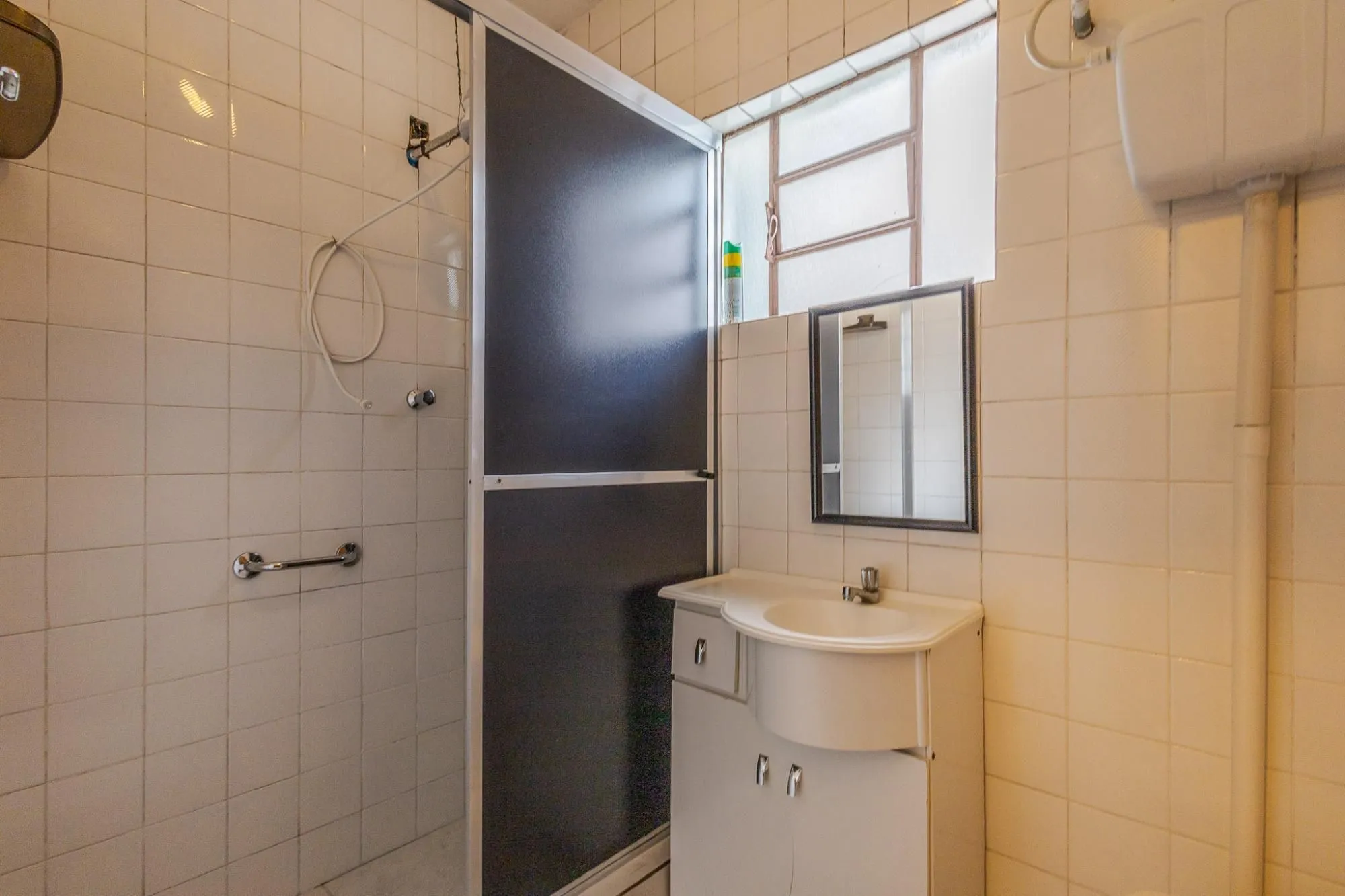 Imagem Casa para Venda - 210m², 4 dormitórios, 2 vagas - Petrópolis