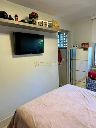 Imagem 1º Andar!!! Apartamento todo no Porcelanato!!! Armários em todos os Cômodos!!! Ar condicionado!!! Suíte com Closet!!! SQS 403!!!