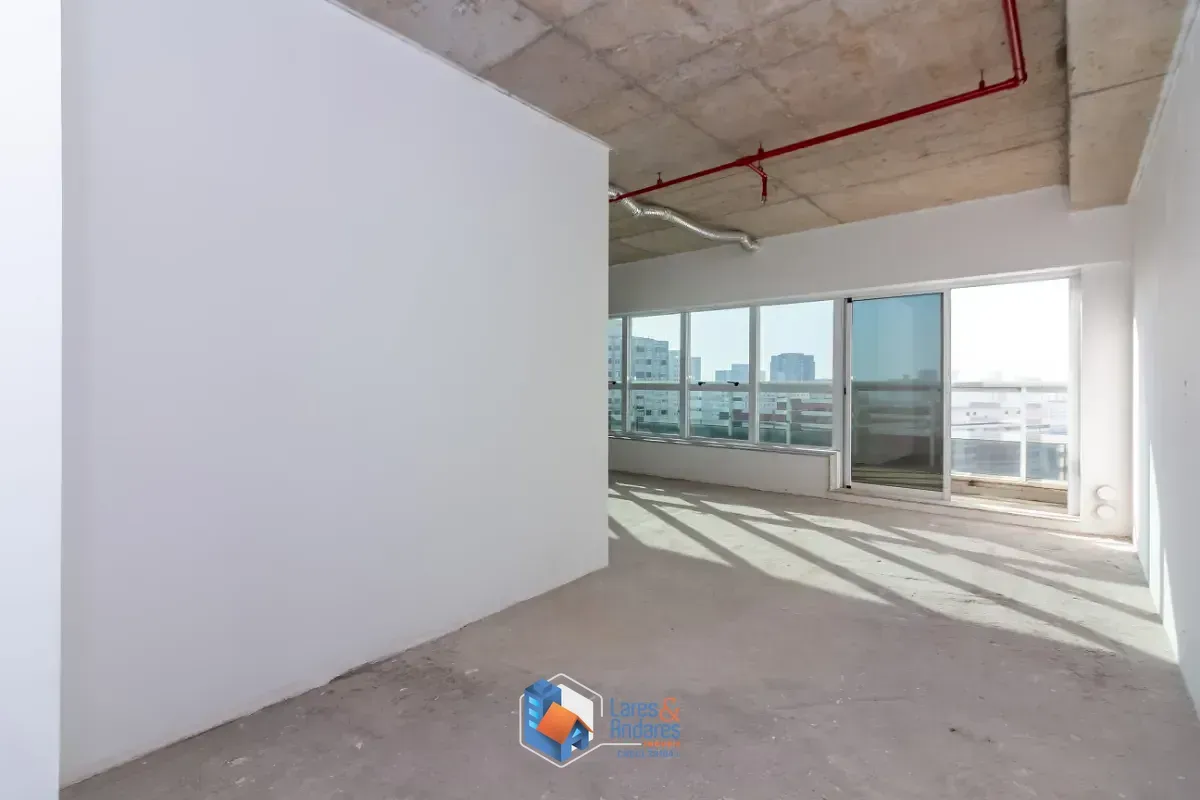 Imagem Conjunto comercial para venda em Liberdade, 61m²