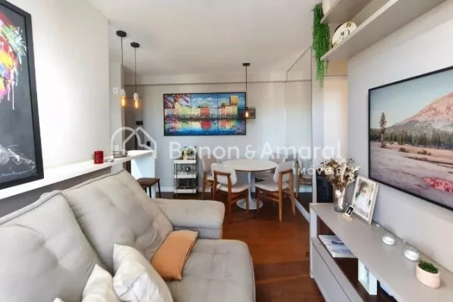 Imagem No bairro Vila Satúrnia, este apartamento de 57m² se destaca pela praticidade e pelo bom aproveita...
