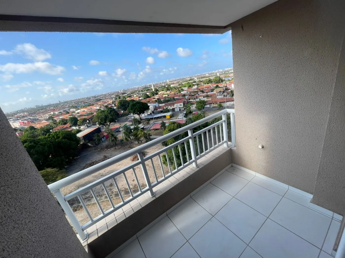 Imagem Apartamento para Venda em Fortaleza, Parque Dois Irmãos, 2 dormitórios, 1 banheiro, 2 vagas