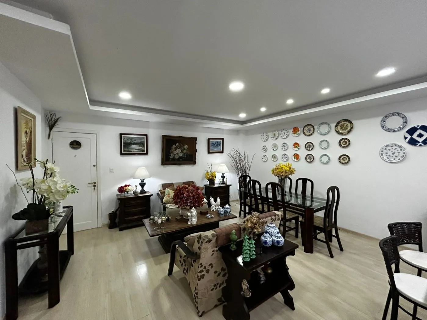 Imagem Apartamento para Venda em Petrópolis / RJ no bairro Nogueira
